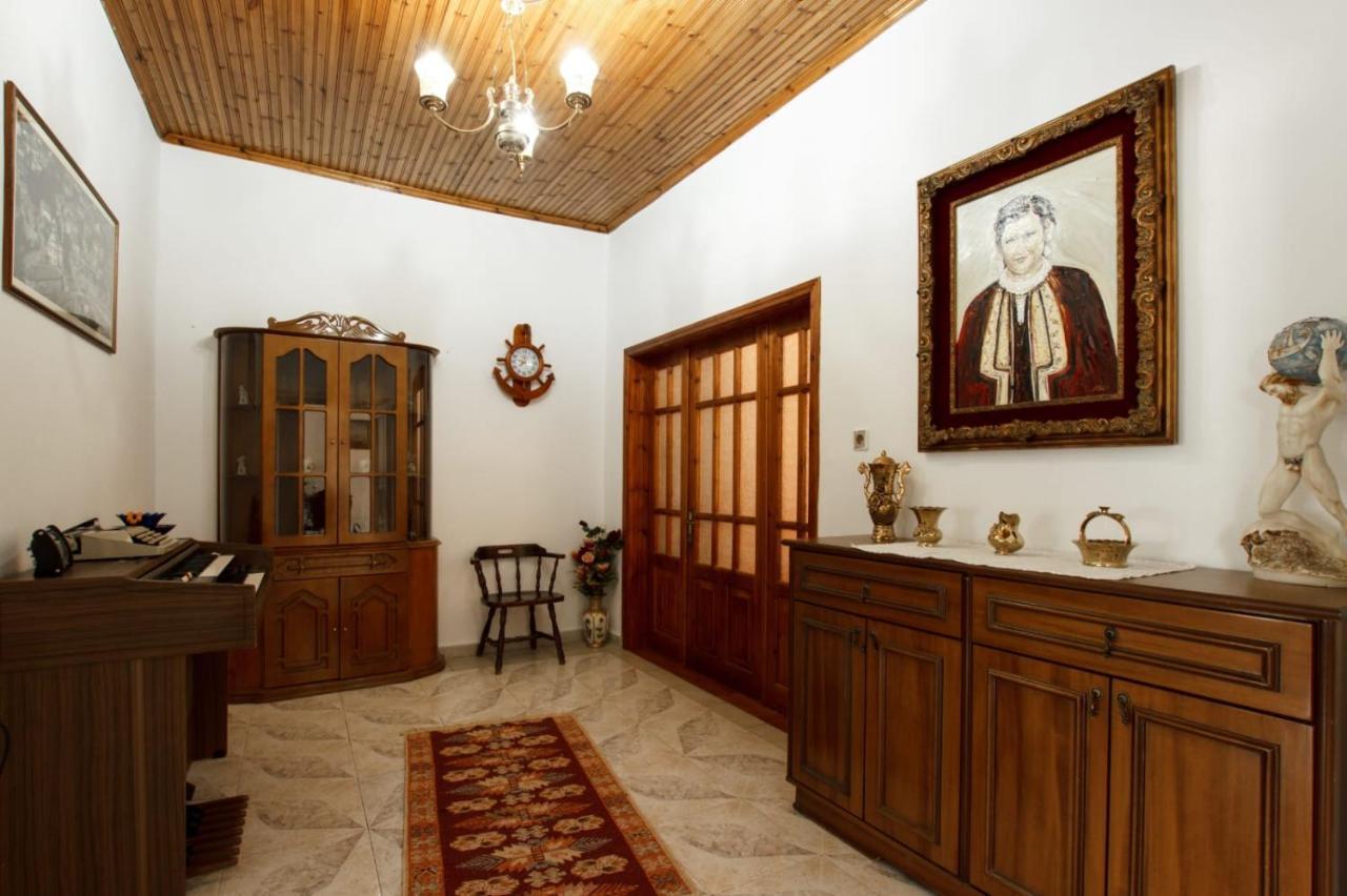 Emblematic House Apartment 2 Gjirokastër 외부 사진