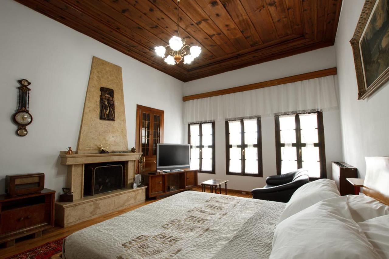 Emblematic House Apartment 2 Gjirokastër 외부 사진