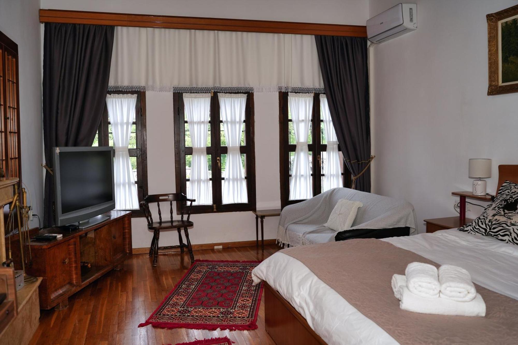 Emblematic House Apartment 2 Gjirokastër 외부 사진