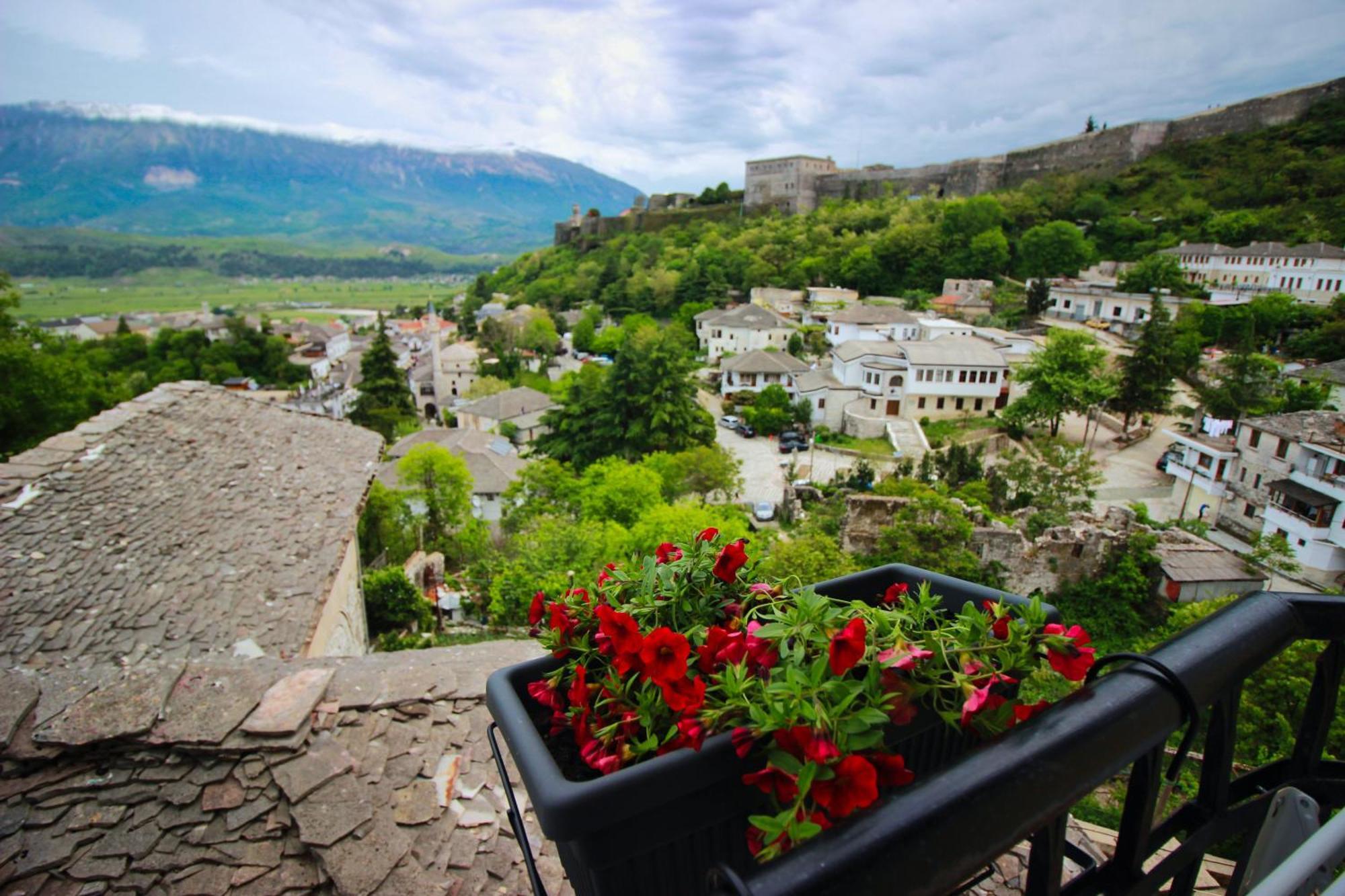 Emblematic House Apartment 2 Gjirokastër 외부 사진