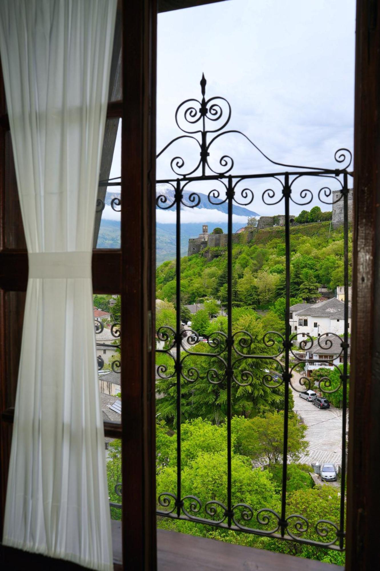 Emblematic House Apartment 2 Gjirokastër 외부 사진